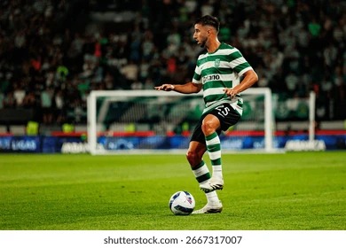 近400名爱好者齐聚，2025“翎跃山海”羽毛球巡回赛广州站落幕